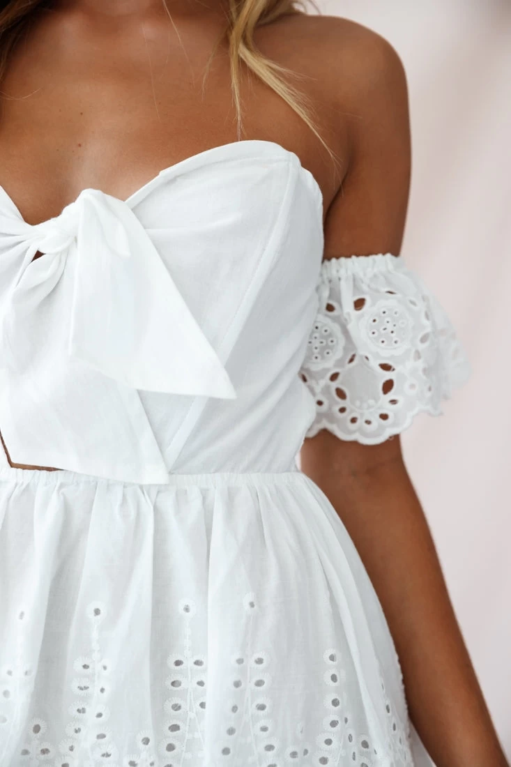 Chiara Off-Shoulder Sweetheart Neckline Dress White - Image 4