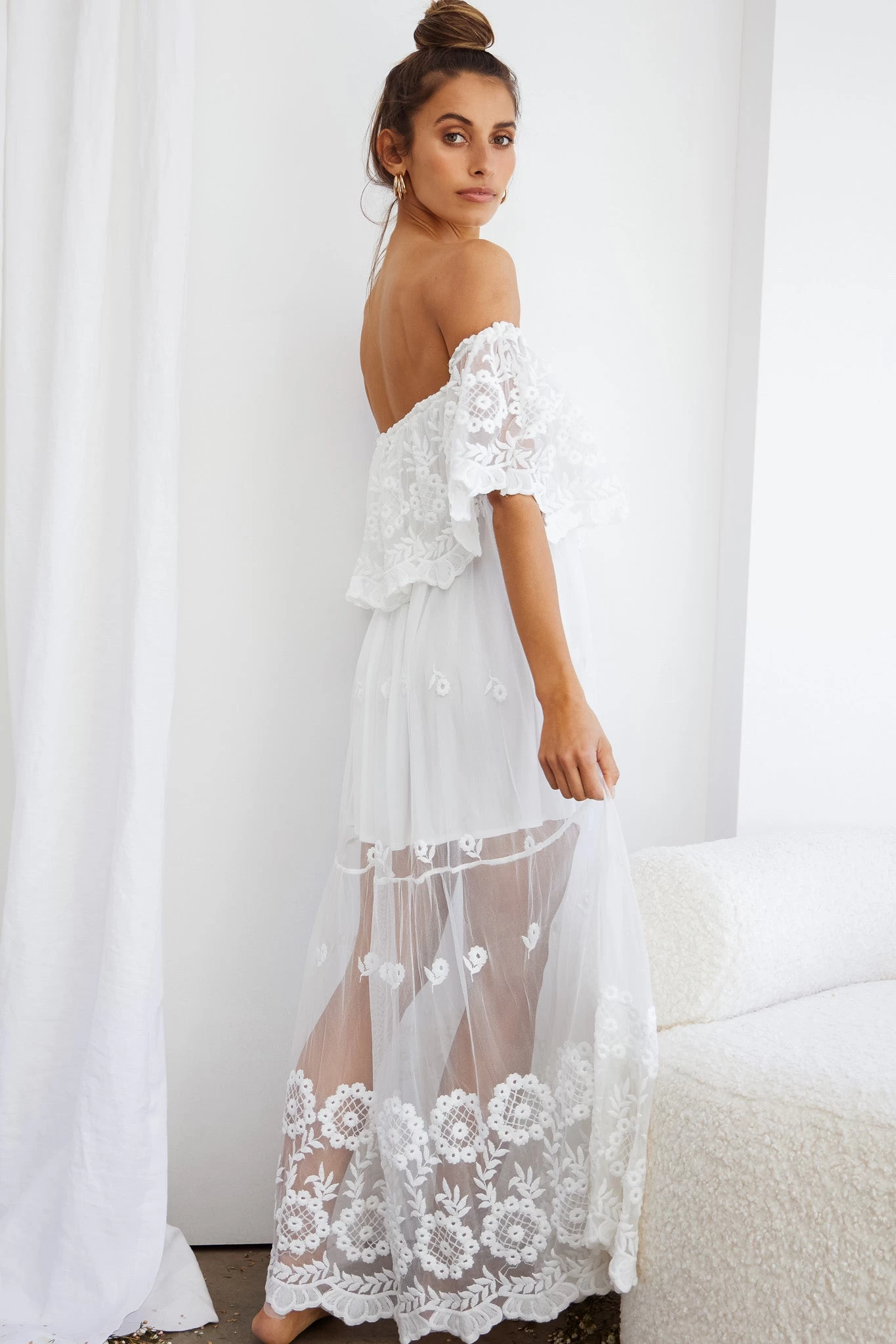 Signet Off-Shoulder Embroidered Mesh Overlay Maxi Dress White - Image 6