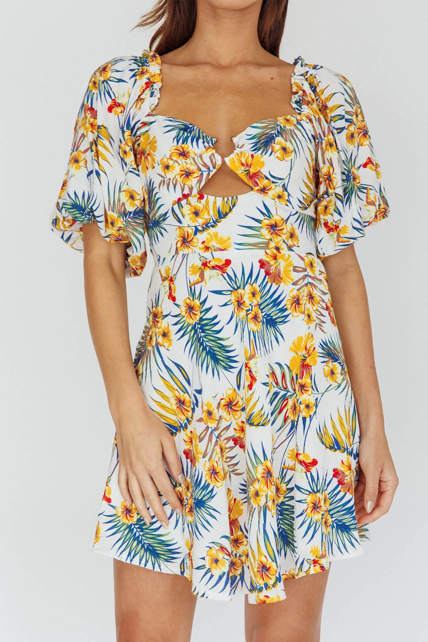 Alpha Cut-Out Bodice Mini Dress Floral White - Image 4