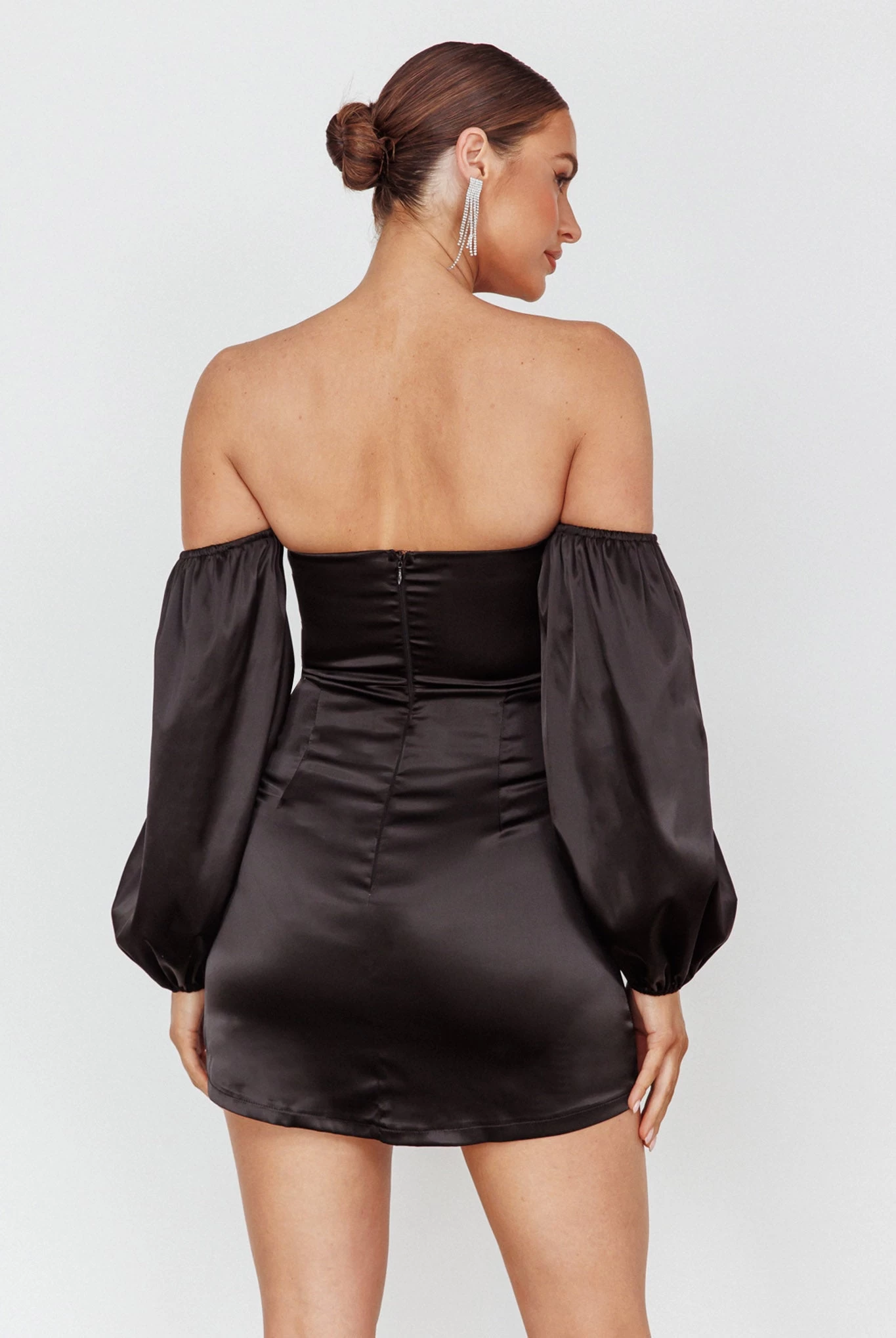 Lilly Off-Shoulder Bow Mini Dress Black - Image 2