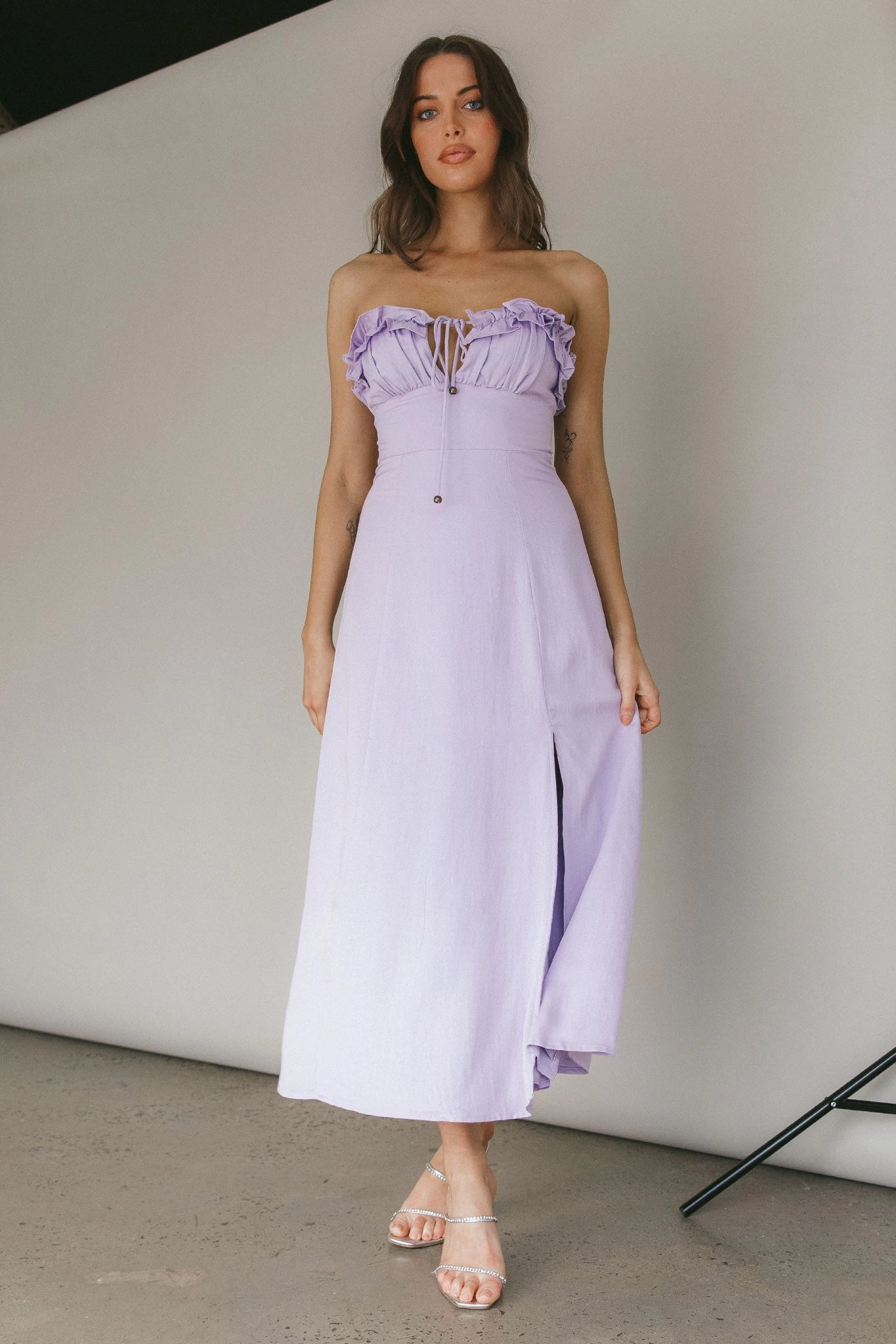 Under The Sun Tied Bust Midi Dress Lilac - Image 5