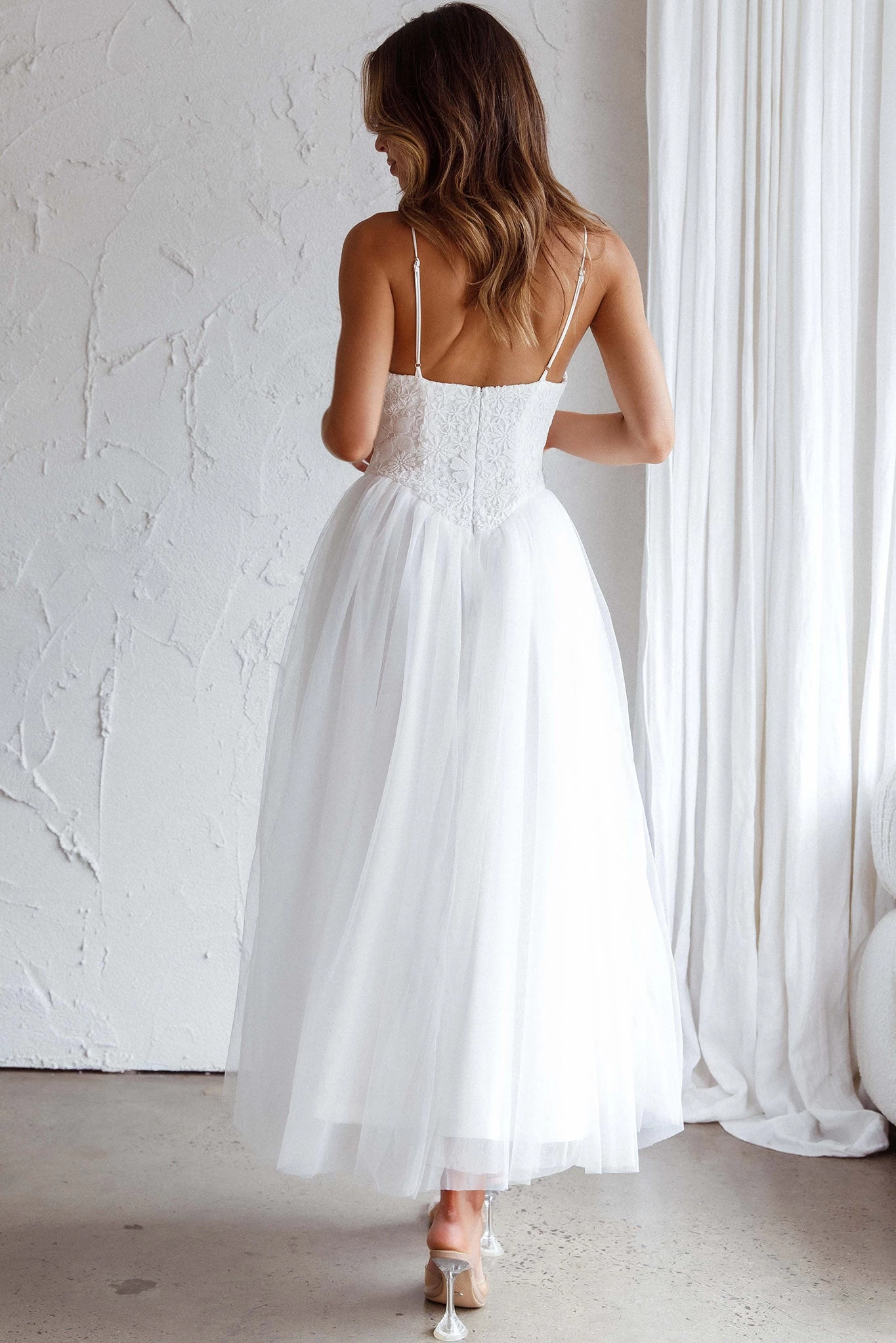 Novoli Floral Embroidery Midi Dress White - Image 2