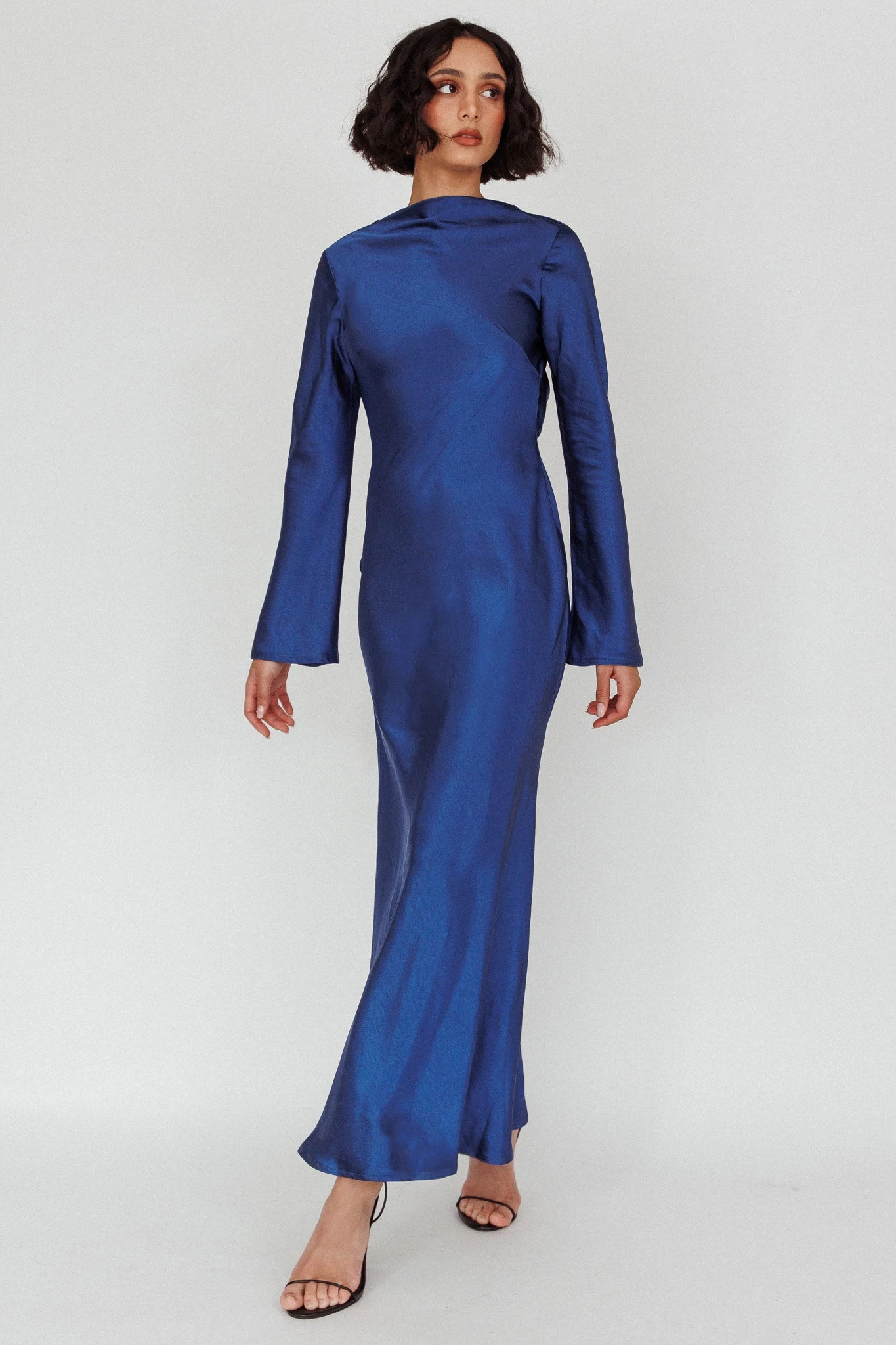 Lavera Open Back Long Sleeve Dress Navy - Image 3
