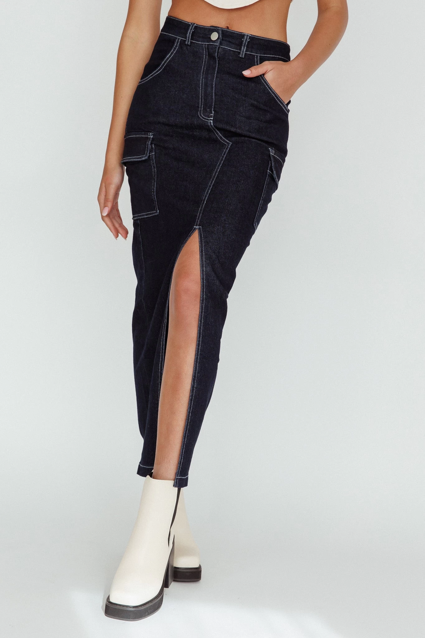 Mercury Retrograde Pocket Midi Skirt Indigo - Image 4