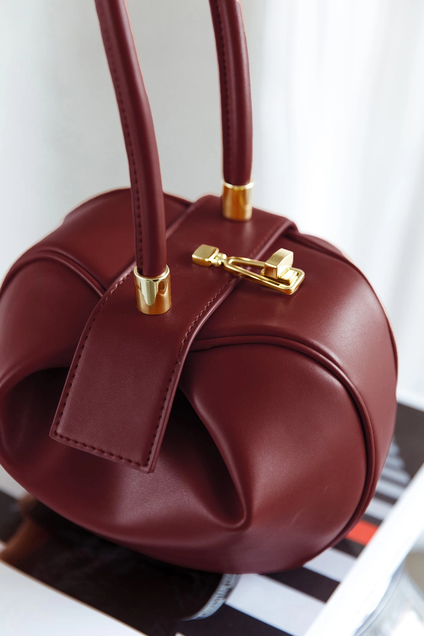 Billie Dumpling Hobo Bag Red - Image 2