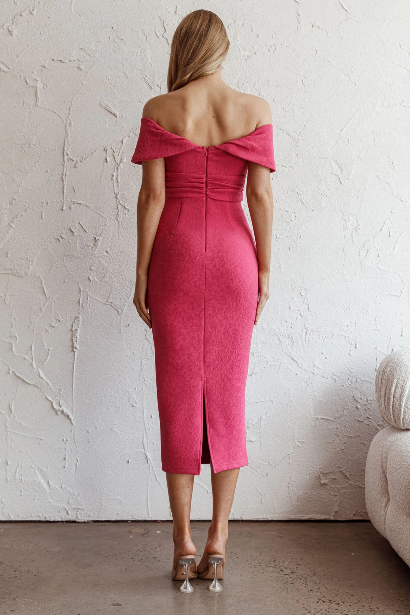 Lillianne Off-Shoulder Midi Dress Fuchsia - Image 2