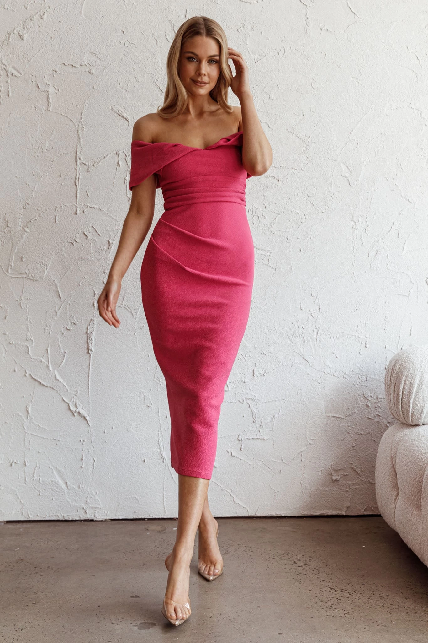 Lillianne Off-Shoulder Midi Dress Fuchsia - Image 5