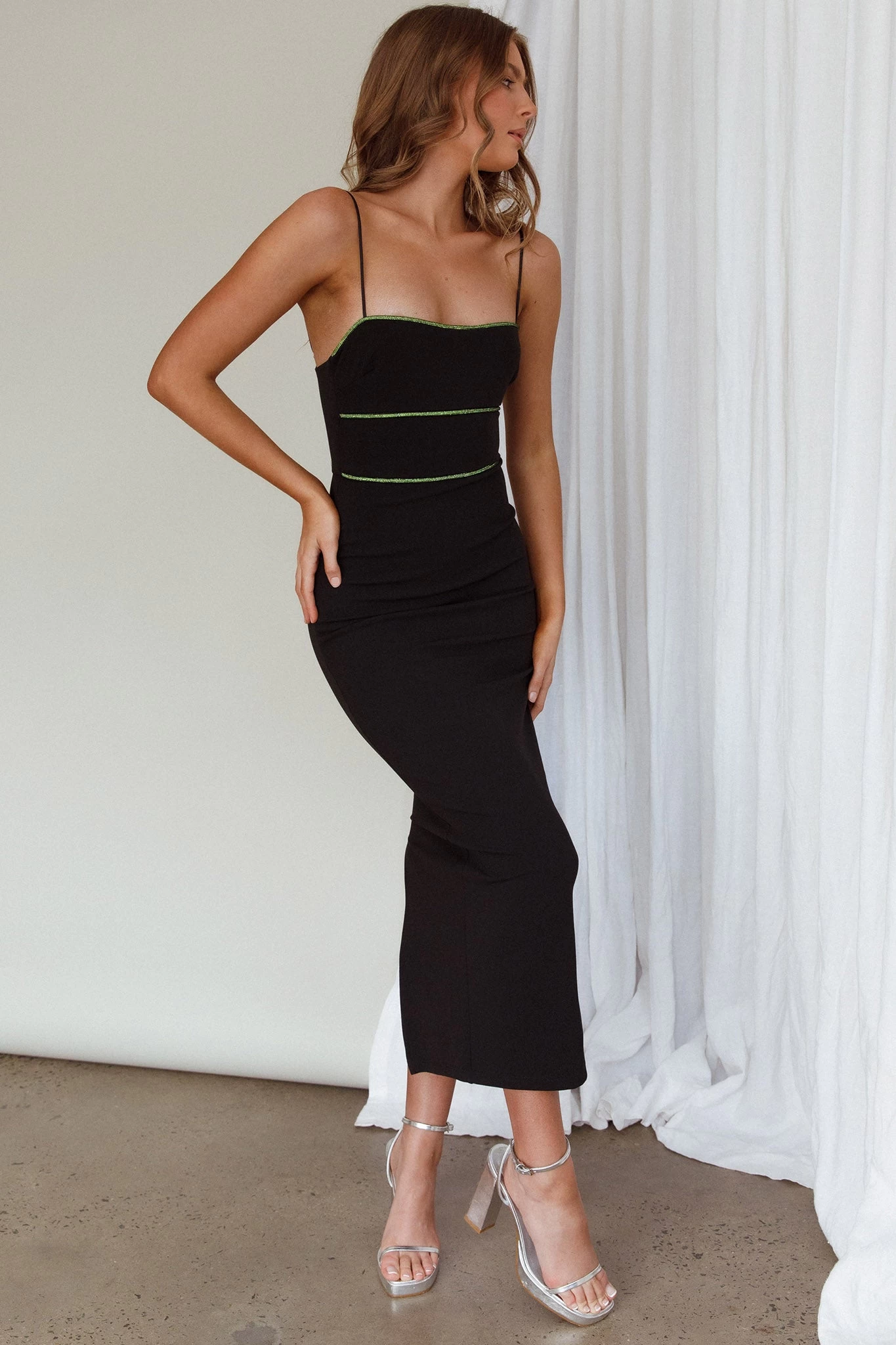 Esperance Diamante Trim Midi Dress Black - Image 3