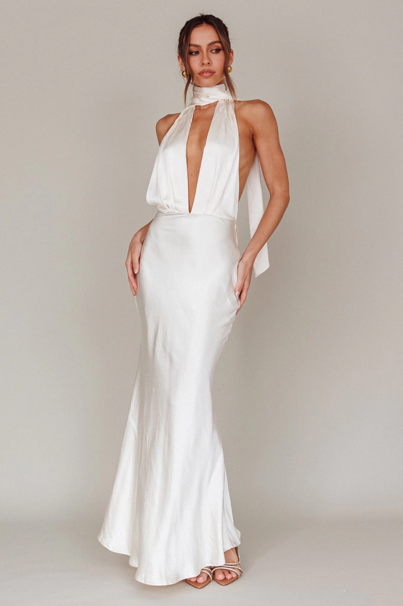 Italia Azure Halterneck Maxi Dress Oyster - Image 4