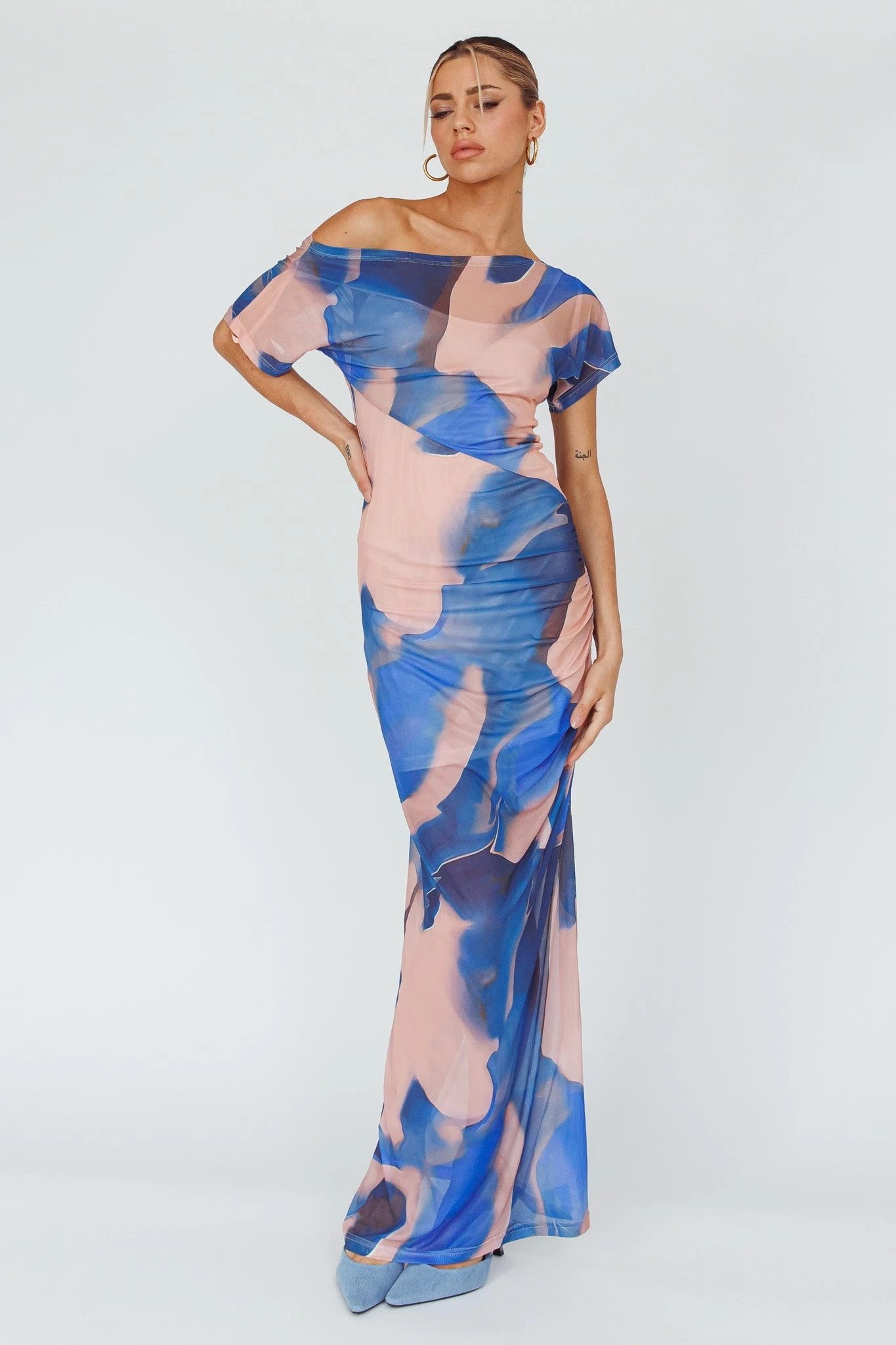 Tumi Short Sleeve Maxi Dress Printed Beige - Image 5