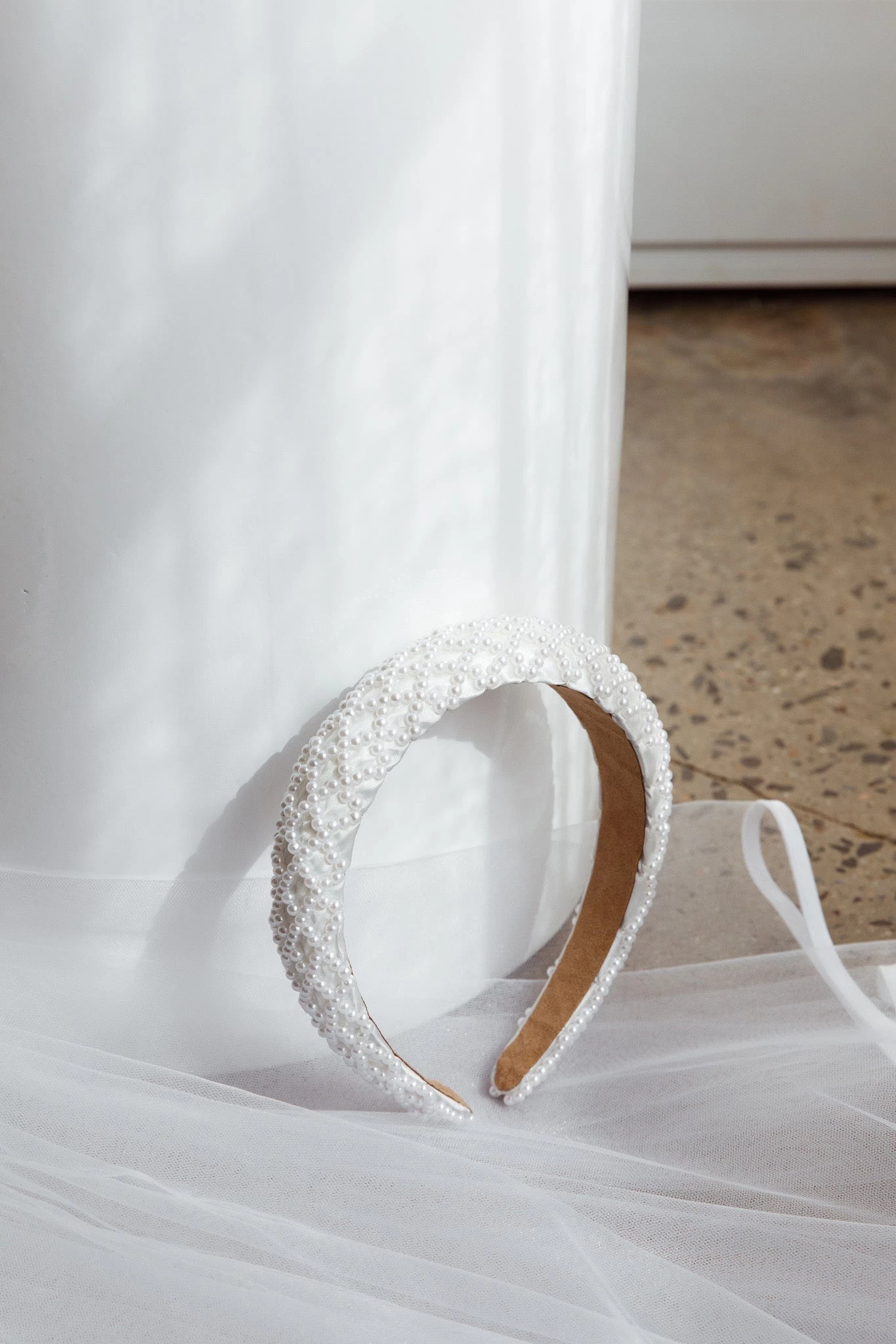 Suede Pearl Headband White - Image 5