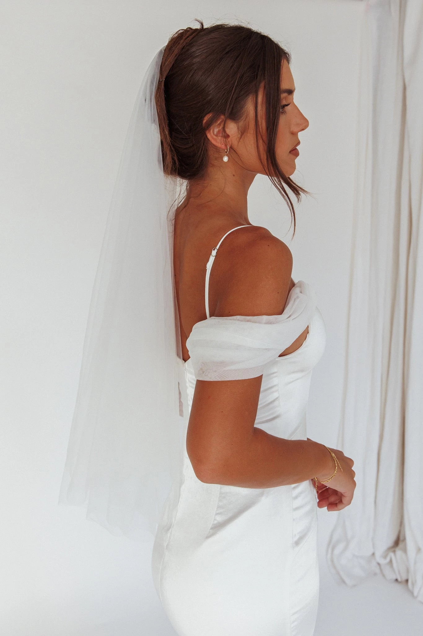 Marina Pearl Accent Veil White - Image 4