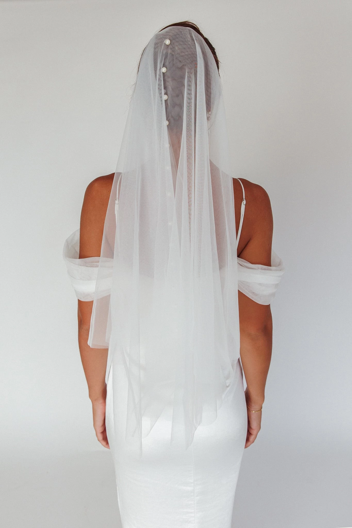 Marina Pearl Accent Veil White - Image 5