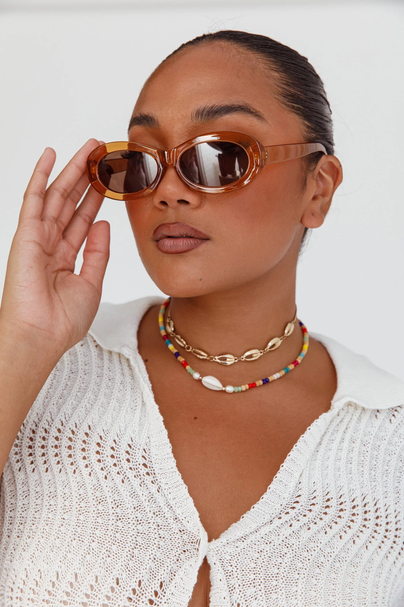 Charlie Neon Oval Sunglasses Tea - Image 8