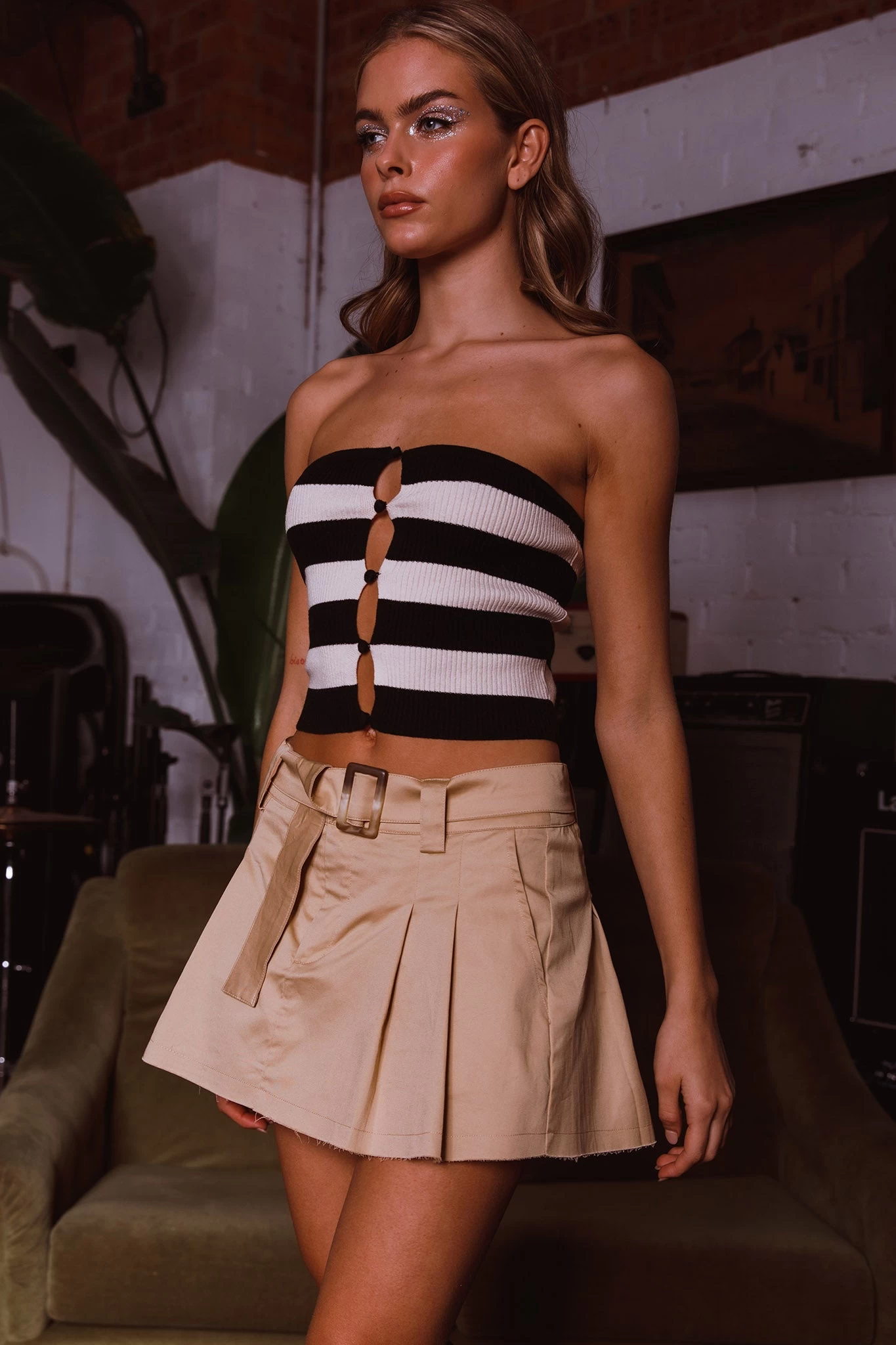 Liza Low Rise Mini Skirt Tan - Image 7