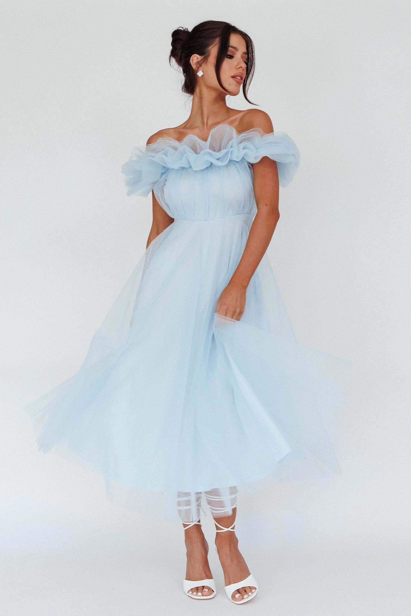 May Rose Off-Shoulder Tulle Midi Dress Light Blue - Image 5