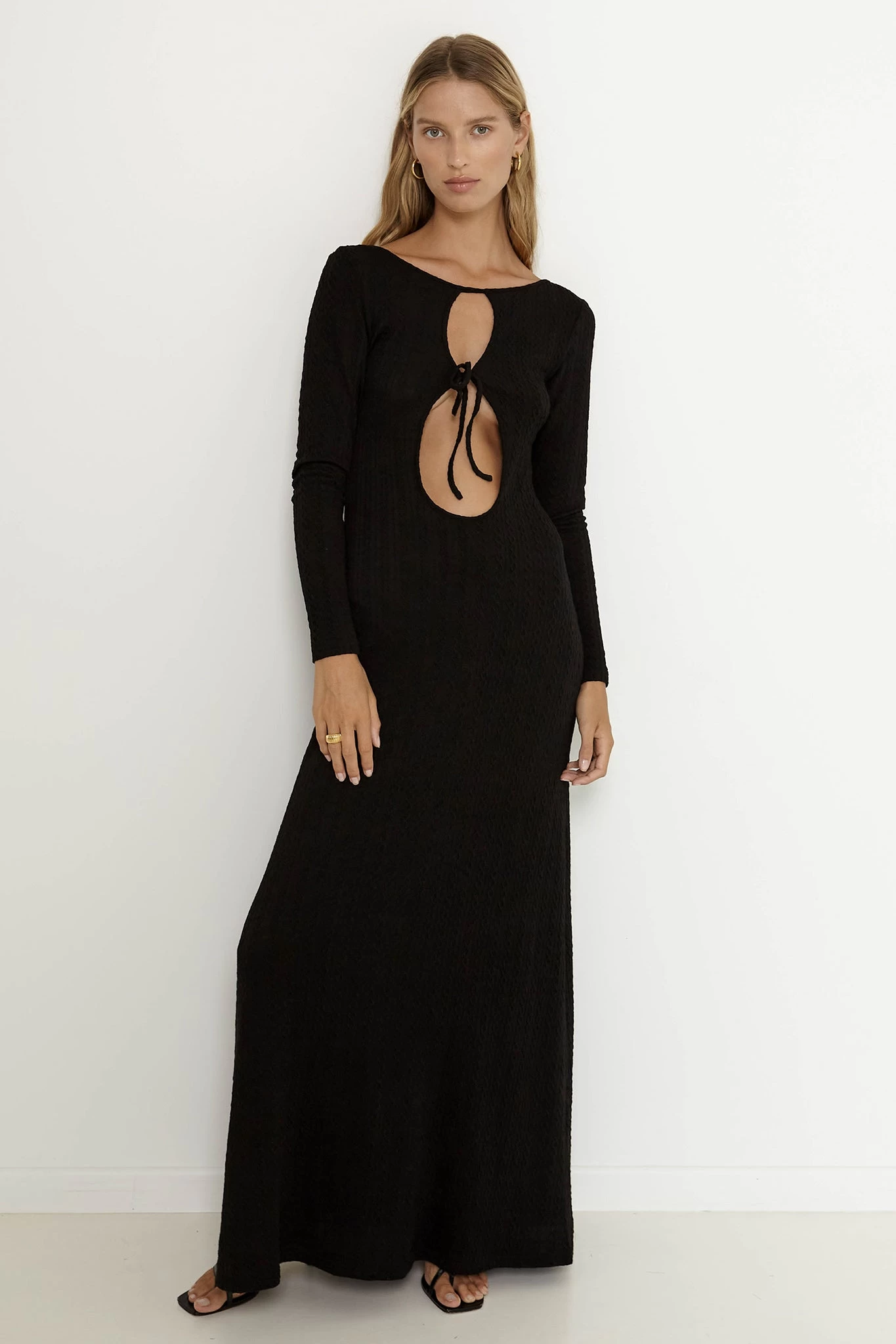SNDYS Tallulah Maxi Dress Black - Image 2