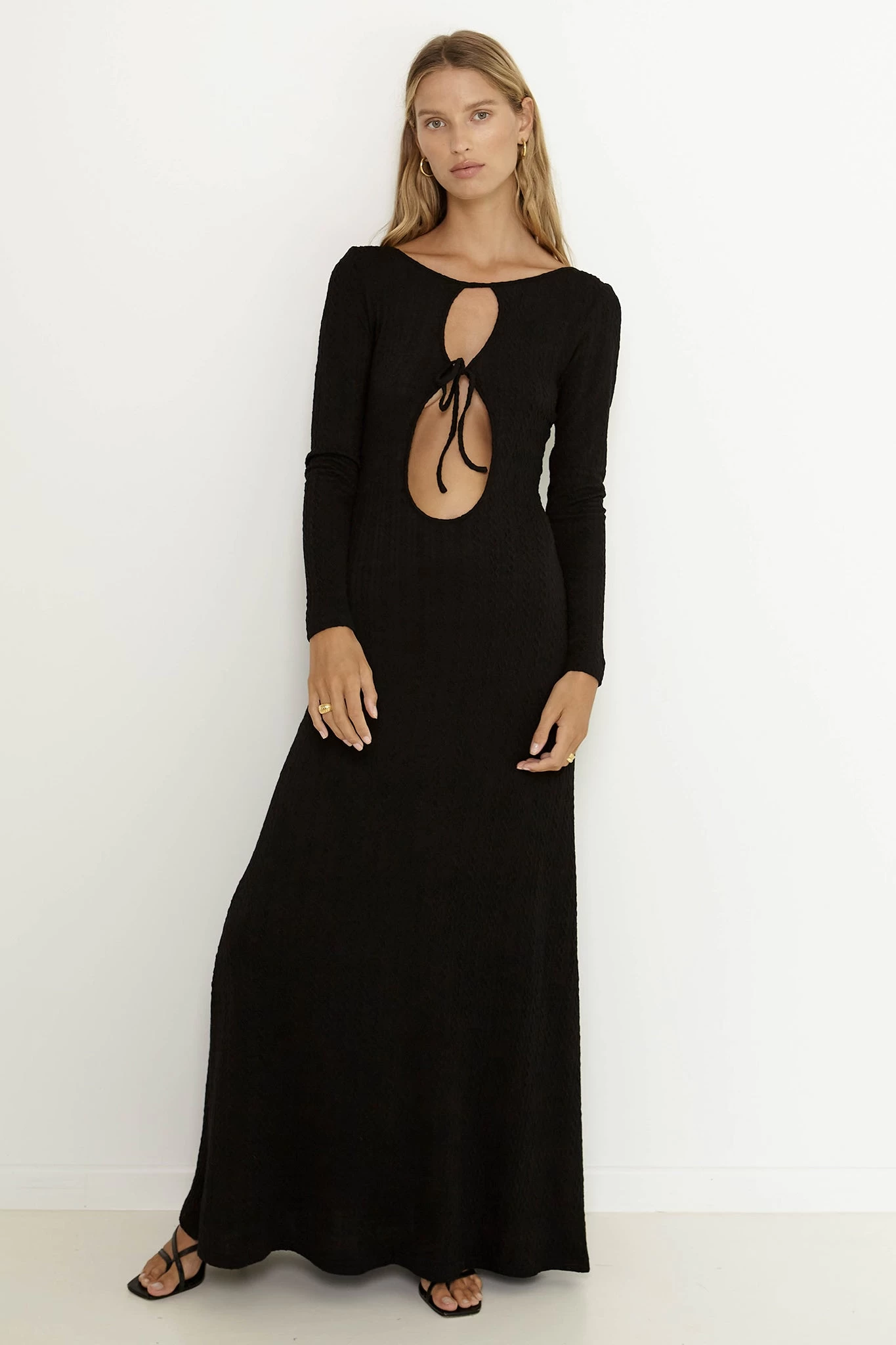 SNDYS Tallulah Maxi Dress Black - Image 4