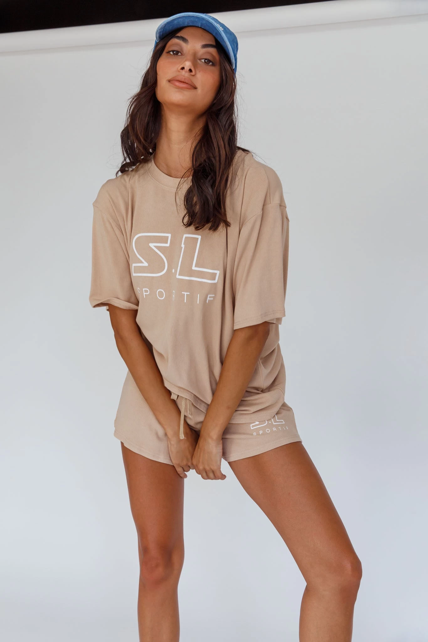 On Track SL Logo Shorts Camel - Image 8
