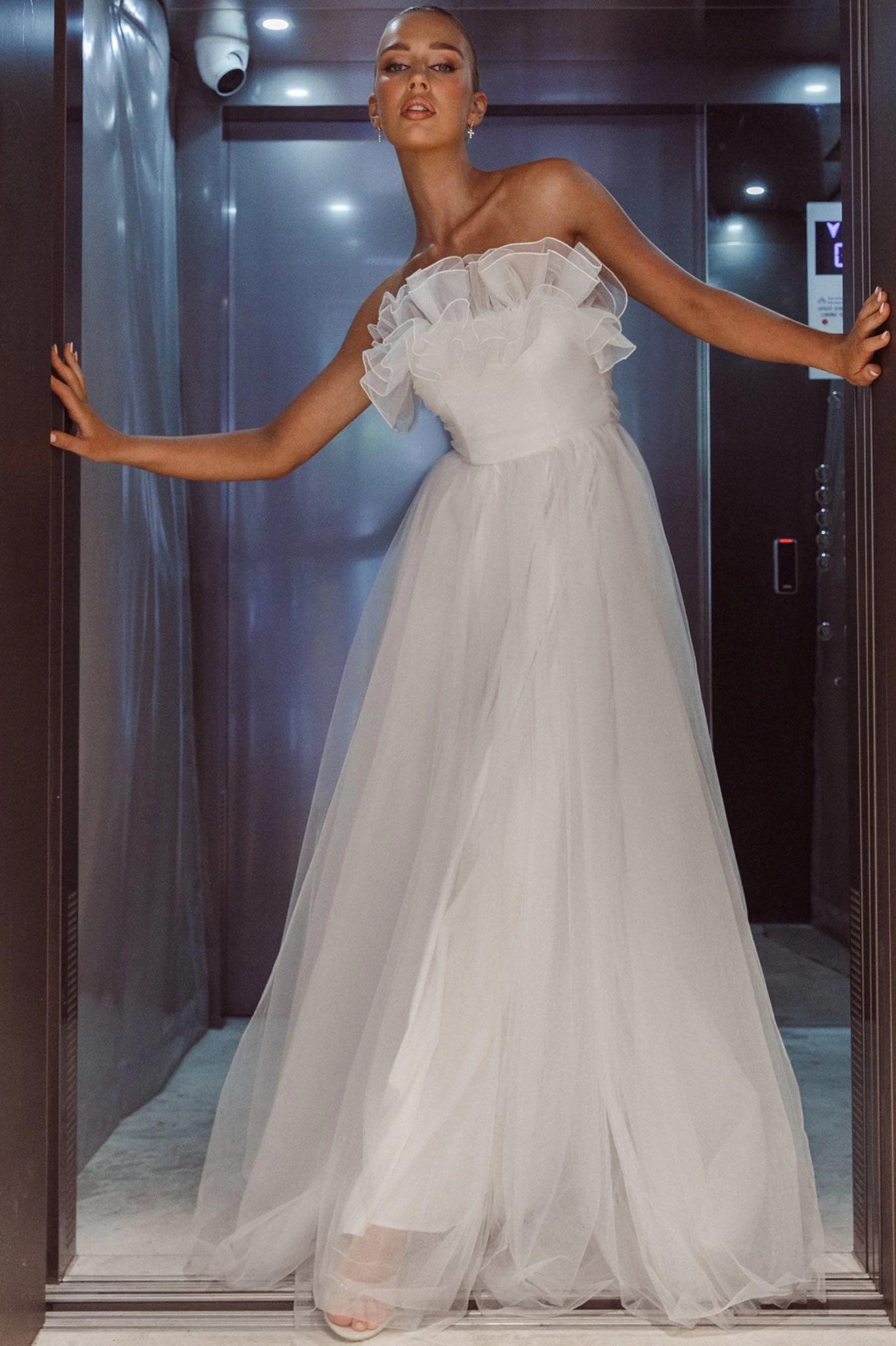 Marietha Organza Frill Maxi Wedding Dress White - Image 4