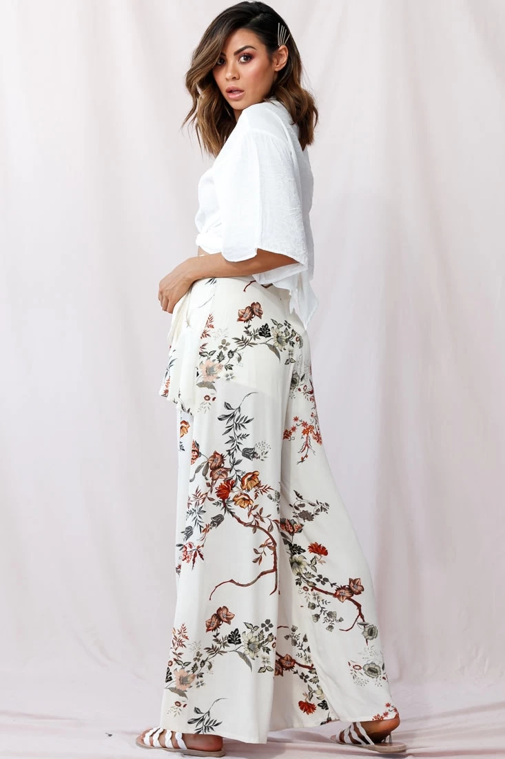 Amanda Wide-Leg Frill Detail Pants Floral Print Beige - Image 3